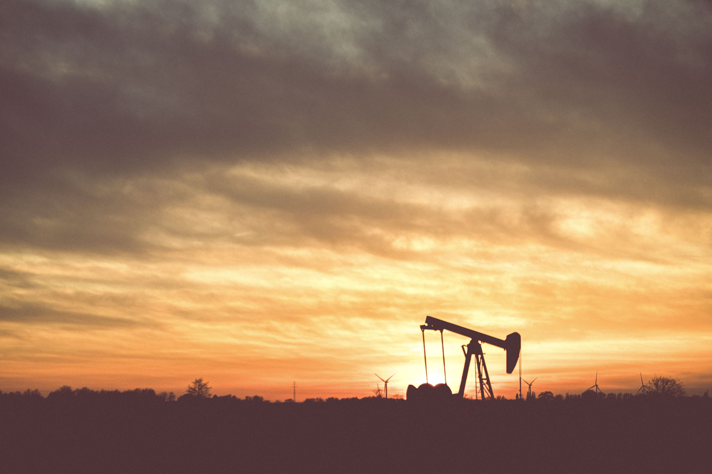 How is Artificial Intelligence being used in the oil and gas industry?